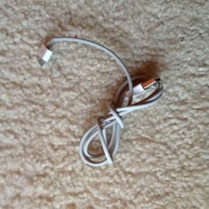 Apple iPod/iPhone/iPad charger