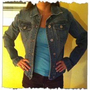 Bundle Jean Jacket Gap/Abercrombie tee