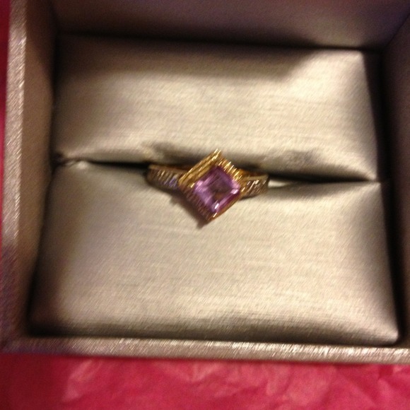 Amethyst Diamond 10k gold ring!