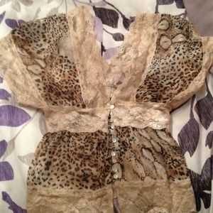 Pink & cheeta print top. Reserved for arkim77