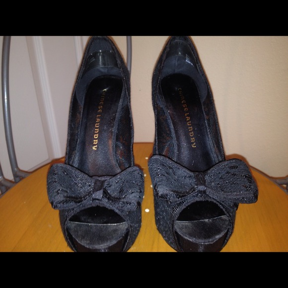 Laced Pumps $35