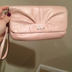 SOLD**** Coach wristlet