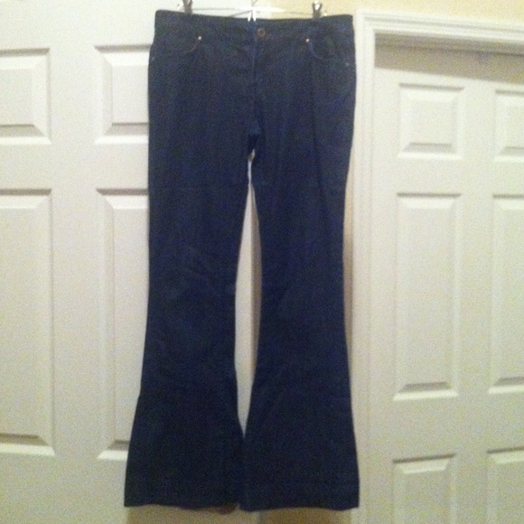Sold in bundle! BUFFALO jeans!
