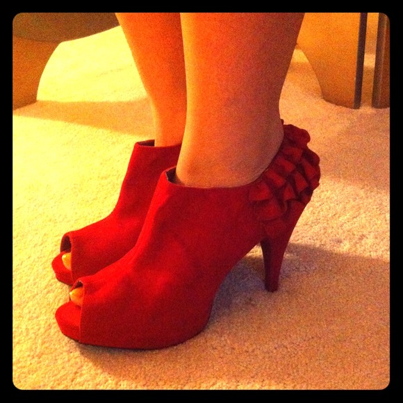 Red shoes