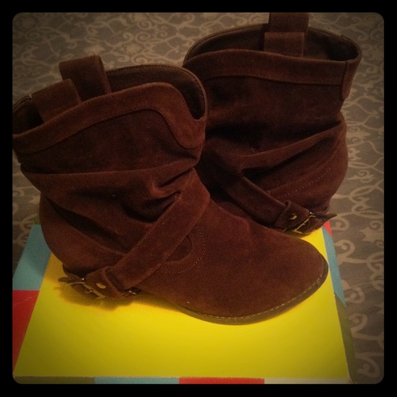 🎀adorable brown cowgirl boots🎀