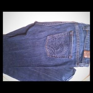 Lucky brand  by gene montesano reg inseam