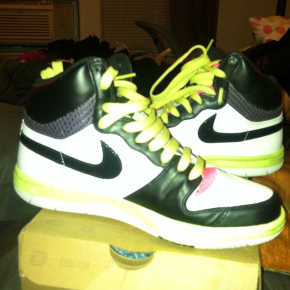 Nike Sneakers