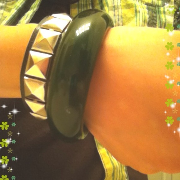 🍃RESERVED🍃~*~Dark jade bangle~*~