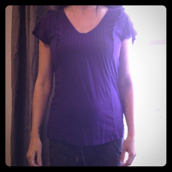 Super cute purple top