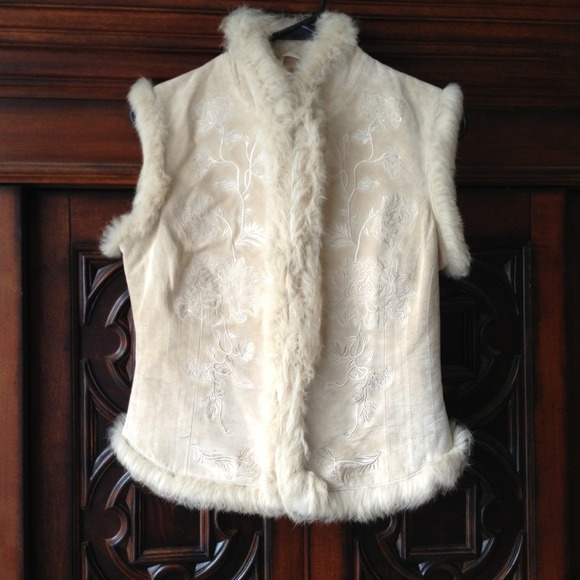 Beige Leather Vest with Fur Trim