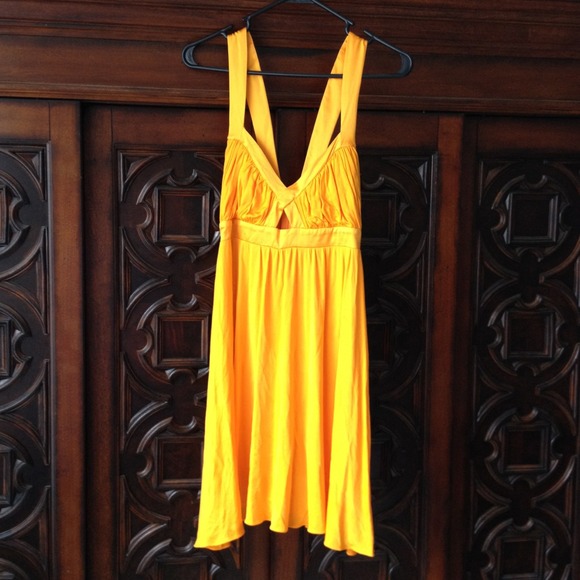 Marciano Short Yellow Flowing Dress - Picture 1 of 3