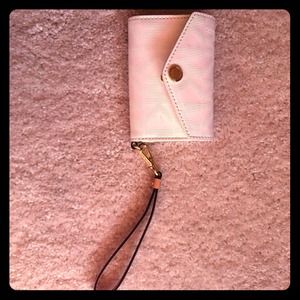 Michael Kors iPhone wristlet