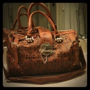 Tory Burch Handbags - Sold @donnabartels Tory Burch Handbags - Sold @donnabartels