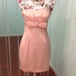 Reserved! Peach, bow n pleats