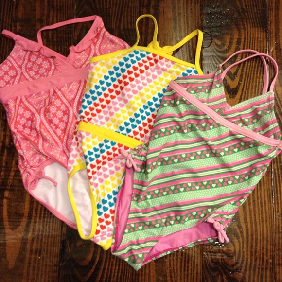 🌟Bundle🌟 Lil girls bathing suits