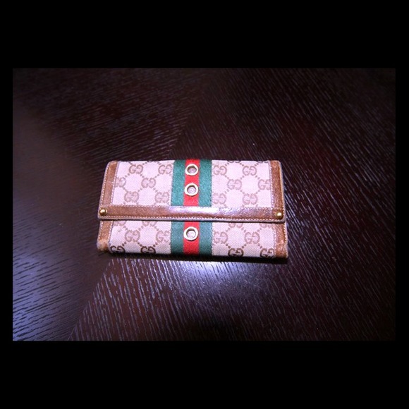 Authentic Gucci canvas wallet With red/green strip - Picture 1 of 4