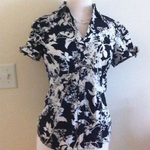 Express Black/white print top