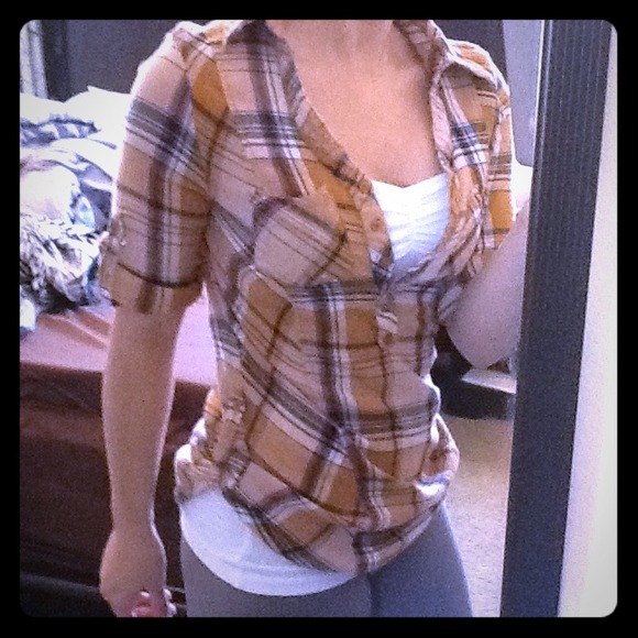 🎈🎈SOLDCute Plaid Top