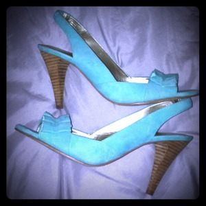 Adorable Velvet Tiffany Blue Heels