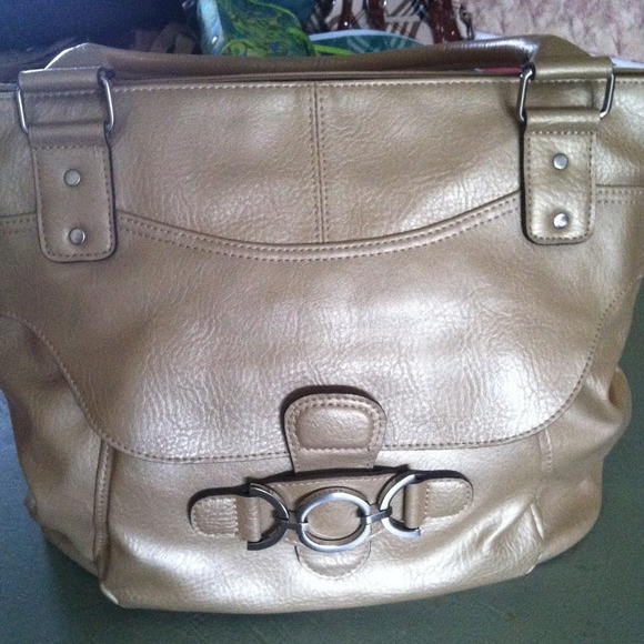 Purse - Picture 1 of 3