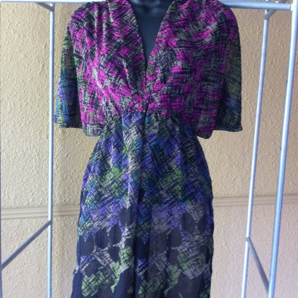 ⛔SOLD⛔100% Silk Bisou Bisou Dress
