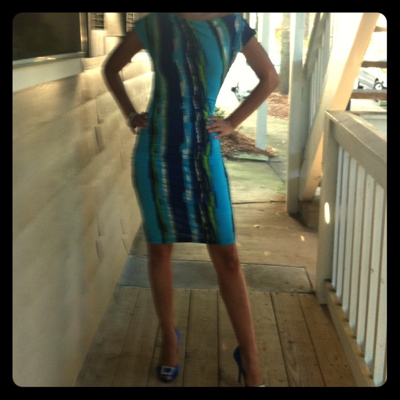 **** Reserved @grneyed** Show Shopping Dress!!