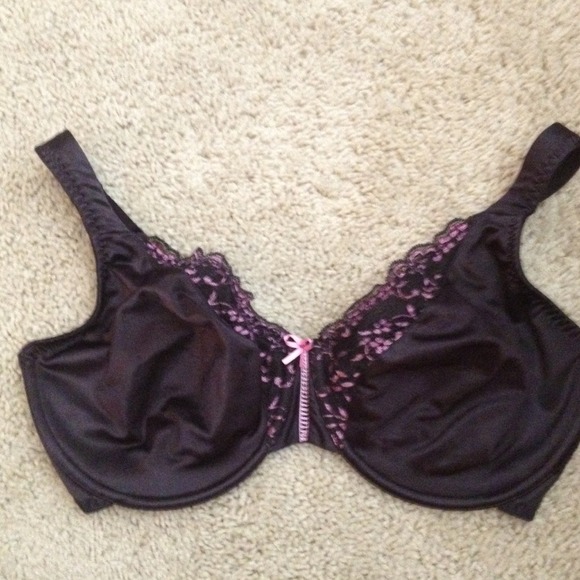 Black and pink w/ lace bra