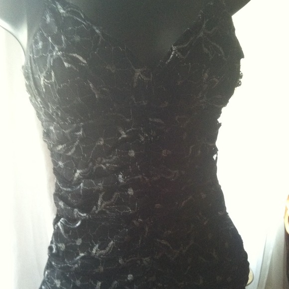 Top - Picture 1 of 2