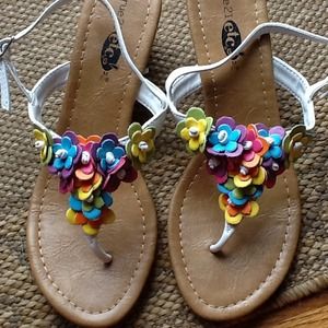 BUNDLE @dartis RUE 21 floral wedges
