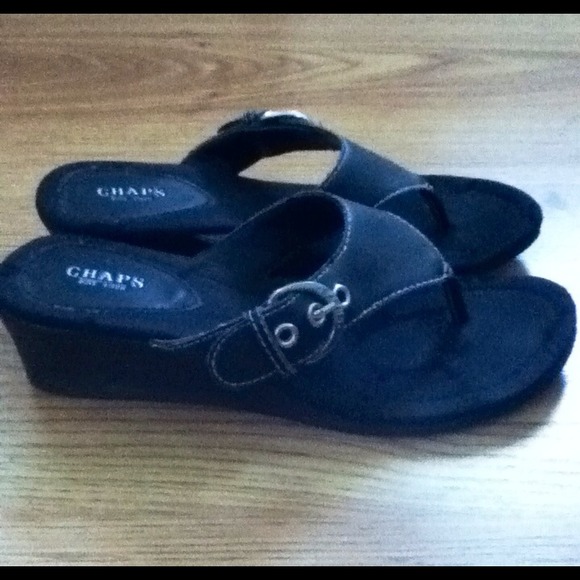 HOLD for @lyntran🌺Chaps Black Wedge Sandals - Picture 2 of 4