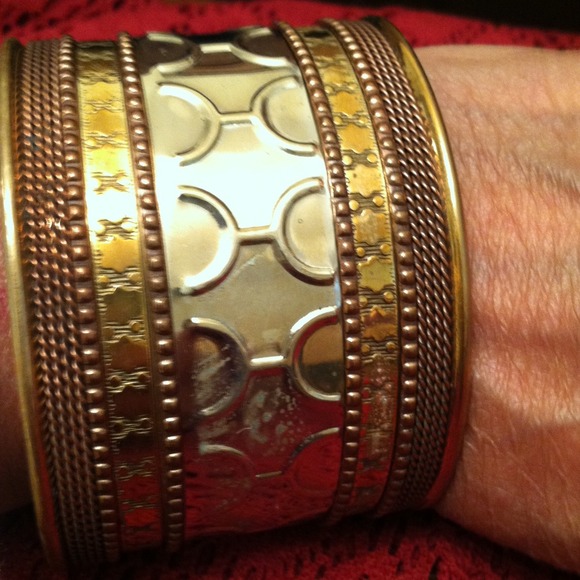 New Bronze multi color adj bangle - Picture 2 of 3