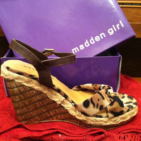 Madden Girl 8.5 Leopard Print NIB - Picture 3 of 3