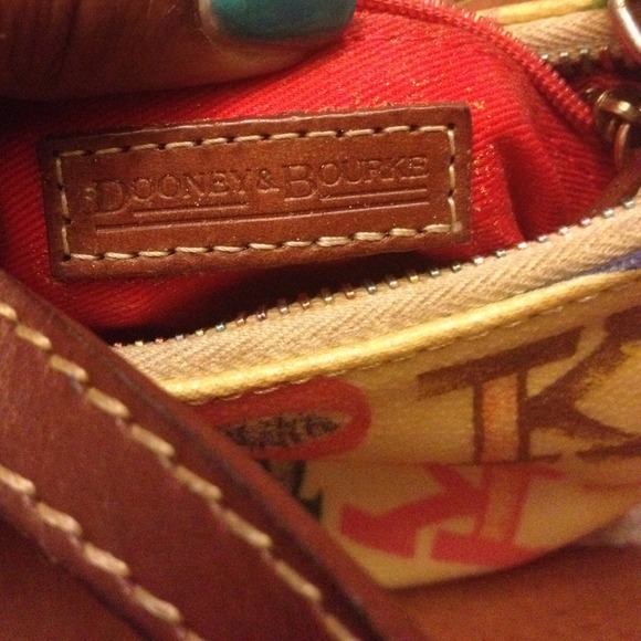 Dooney&Bourke Tiny Wristlet! ✨🌟 - Picture 3 of 3