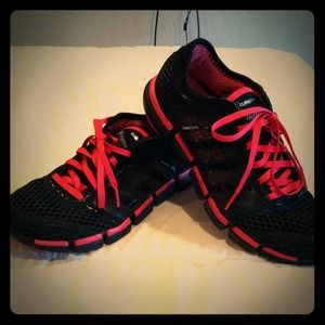 Adidas Sneakers ✋HOLD✋