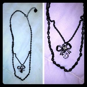 🚨 HOLD ! 🚨 Betsey Johnson Bow Necklace!