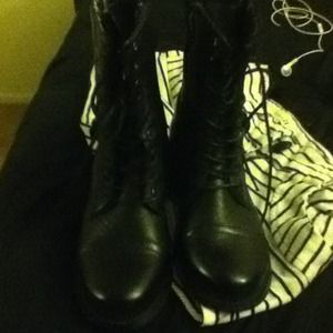 Reserve for  @annnnx3