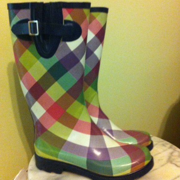 natural reflections rain boots