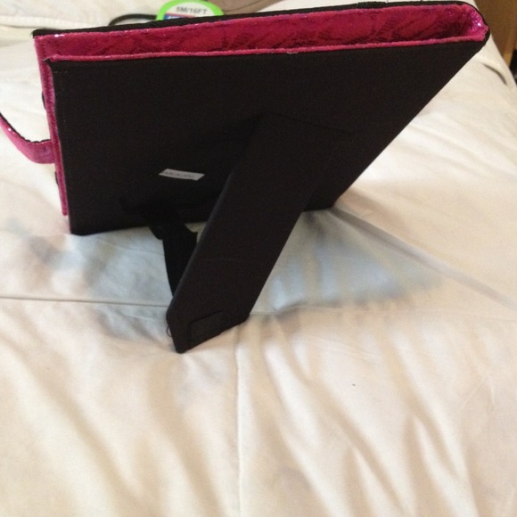 iPad Case - Picture 3 of 3