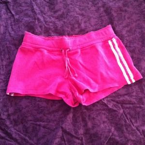 Dark pink cotton shorts and brown halter