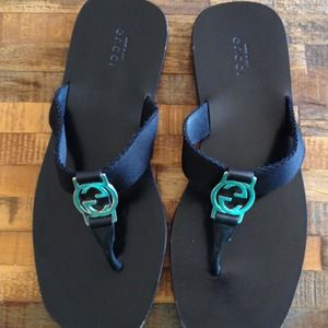 GUCCI Lifford Black Thong Sandal 7.5
