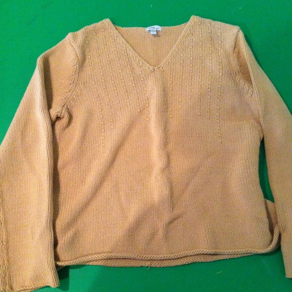Maternity sweater