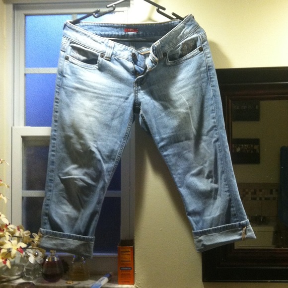 Guess jean capris