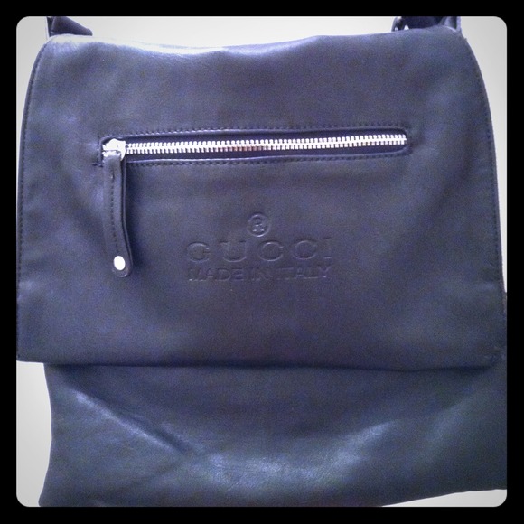 GUCCI LEATHER CROSSBODY BAG
