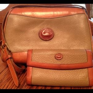 Reserve for @671islandroots Vintage d&b bag/wallet