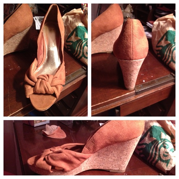 H&M brown suede wedges - Picture 1 of 1