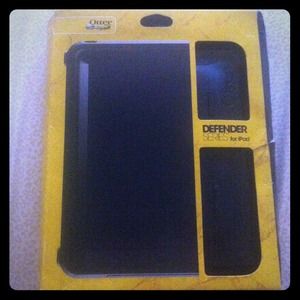 ❗REDUCED❗Otterbox black Defender Series iPad case