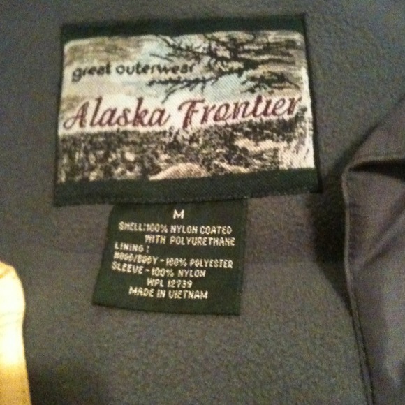 Winter jacket - Picture 2 of 3