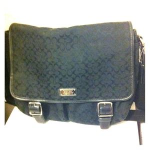 Black coach messenger bag