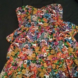 Short cocktail dress, floral pattern