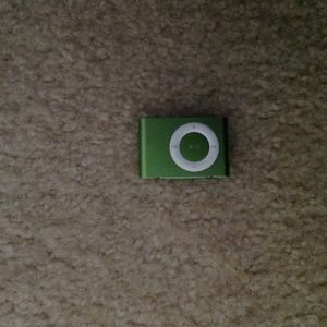 iPod shuffle works great